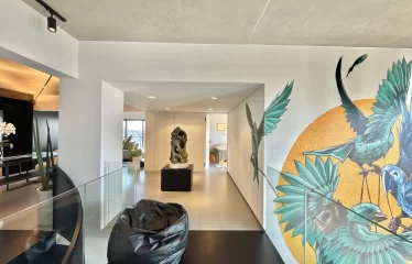 Cobertura Duplex Mobiliada no Bairro Vila Olímpia.