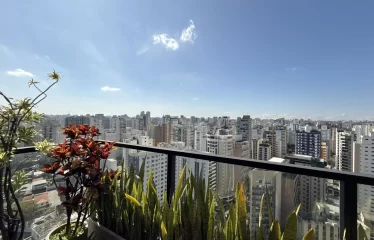 Cobertura Duplex Mobiliada no Bairro Vila Olímpia.