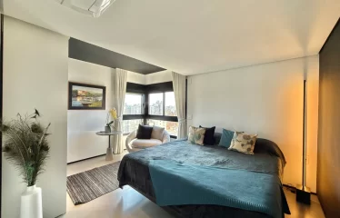 Cobertura Duplex Mobiliada no Bairro Vila Olímpia.