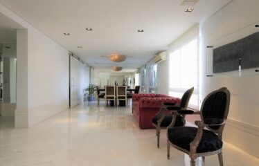 Cobertura Duplex 373m² com Piscina Privativa em Moema Pássaros