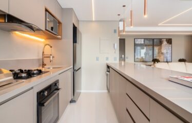 Apto Duplex Mobiliado e Decorado com 153 m² no Itaim Bibi