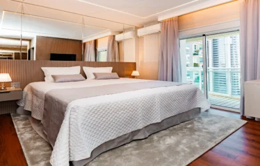 Duplex 165m² com Pé Direito Duplo no Brooklin
