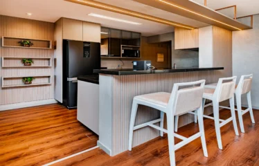 Duplex 165m² com Pé Direito Duplo no Brooklin