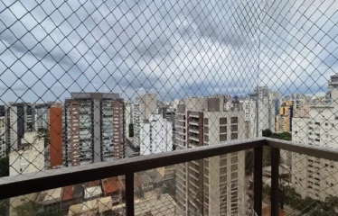 Apartamento 194m² com 3 Suítes e Andar Alto em Moema