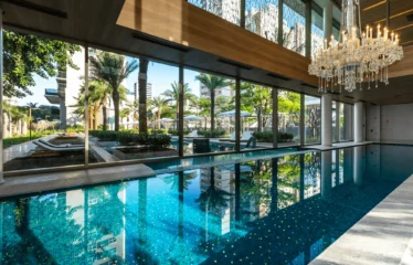 One Sixty — Penthouse 300m² com Pé Direito Duplo e Vista Panorâmica | Vila Olímpia | Felipe Starck