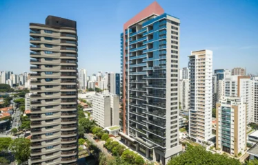 One Sixty — Penthouse 300m² com Pé Direito Duplo e Vista Panorâmica | Vila Olímpia | Felipe Starck