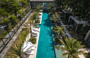 One Sixty — Penthouse 300m² com Pé Direito Duplo e Vista Panorâmica | Vila Olímpia | Felipe Starck