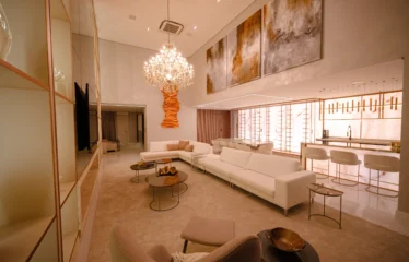 One Sixty — Penthouse 300m² com Pé Direito Duplo e Vista Panorâmica | Vila Olímpia | Felipe Starck