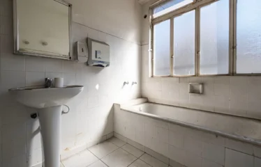 Apartamento 143m² com 3 Quartos em Pinheiros | Acabamentos Nobres | Próximo ao Metrô