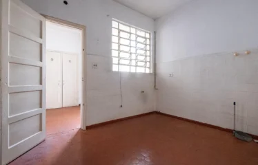 Apartamento 143m² com 3 Quartos em Pinheiros | Acabamentos Nobres | Próximo ao Metrô