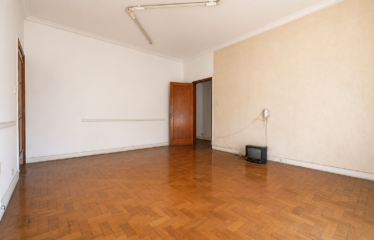 Apartamento 143m² com 3 Quartos em Pinheiros | Acabamentos Nobres | Próximo ao Metrô