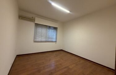 Apartamento 143m² com 3 Quartos em Pinheiros | Acabamentos Nobres | Próximo ao Metrô