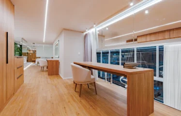 Horizonte JK — Duplex 172m² Mobiliado com Pé Direito Duplo | Vila Nova Conceição