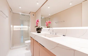 Horizonte JK — Duplex 172m² Mobiliado com Pé Direito Duplo | Vila Nova Conceição