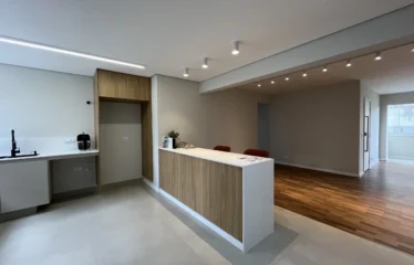 Apartamento 163m² com 3 Suítes Reformado no Itaim Bibi | Um por Andar